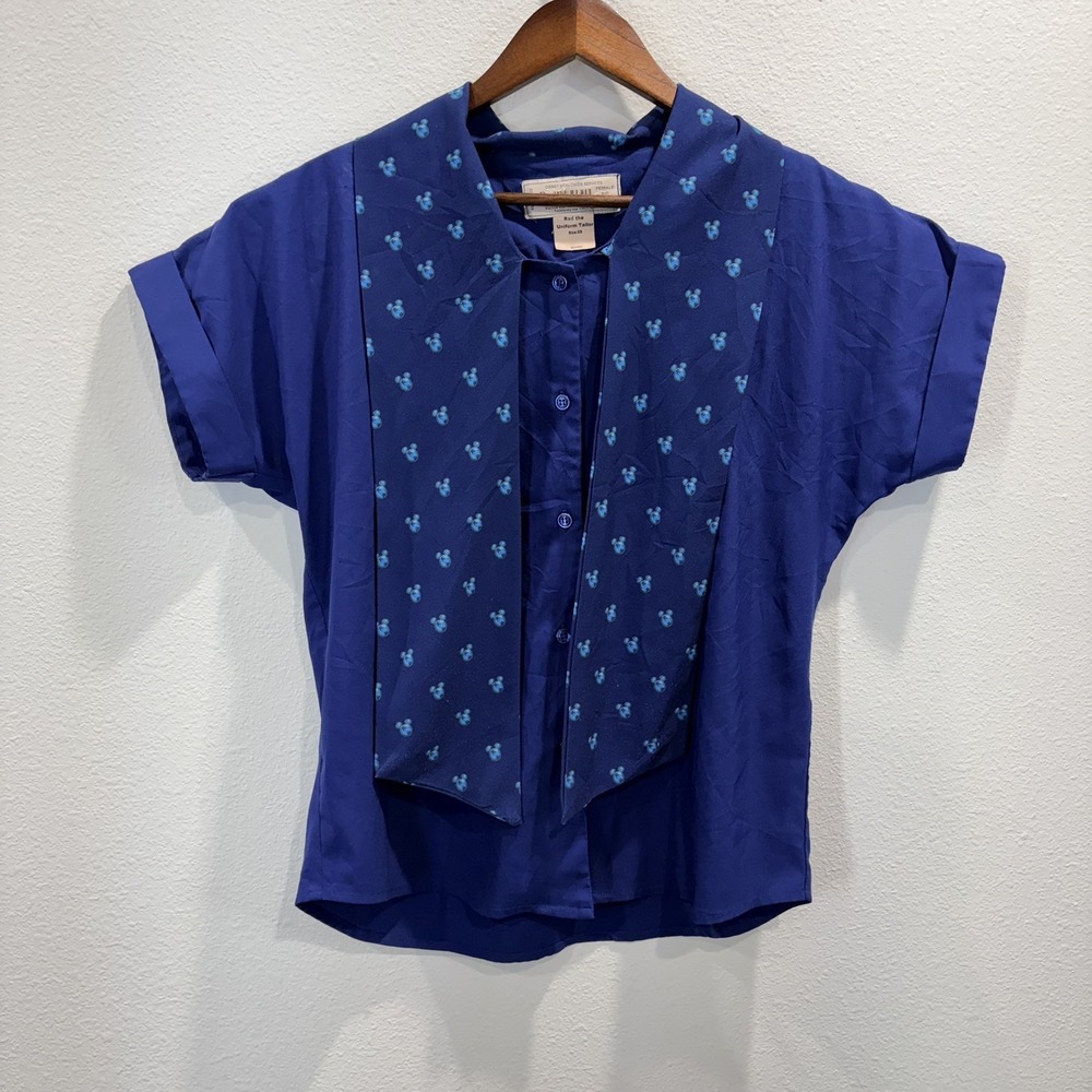 Disney World Cast Member Mickey Mouse Shirt Button Front Size XS Women's Staff